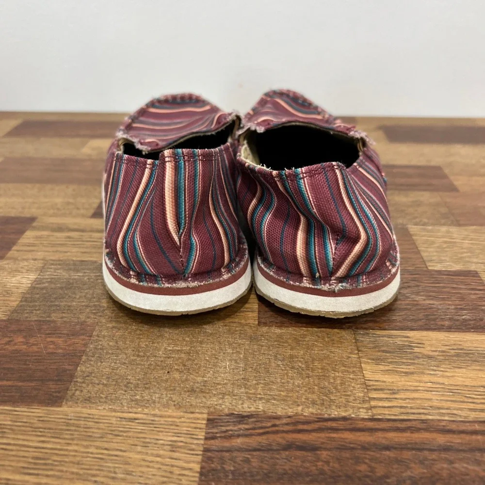 Twisted‎ X Womens Hooey Serape Slip On 7 Canvas Stripe Multicolor Beach Western